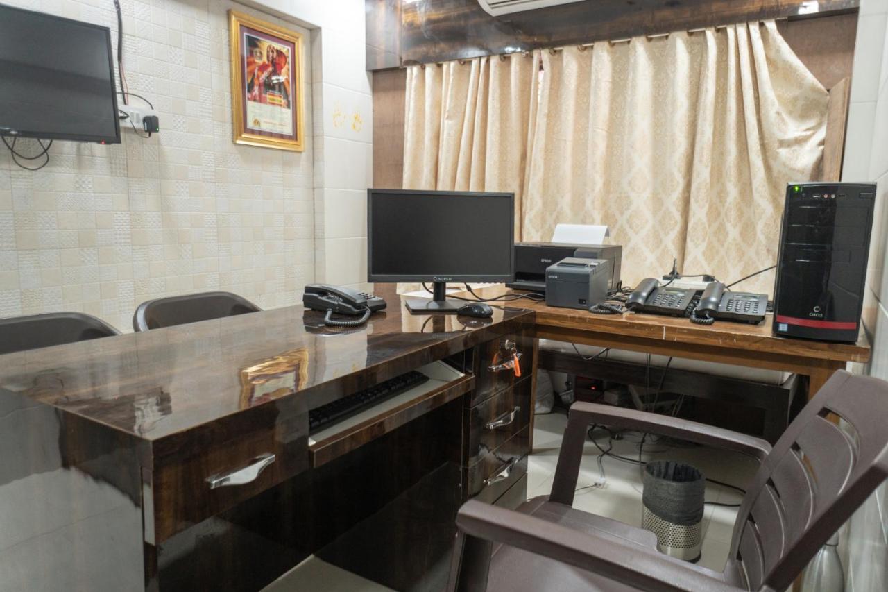 Hotel Dhavalgiri Thane Buitenkant foto